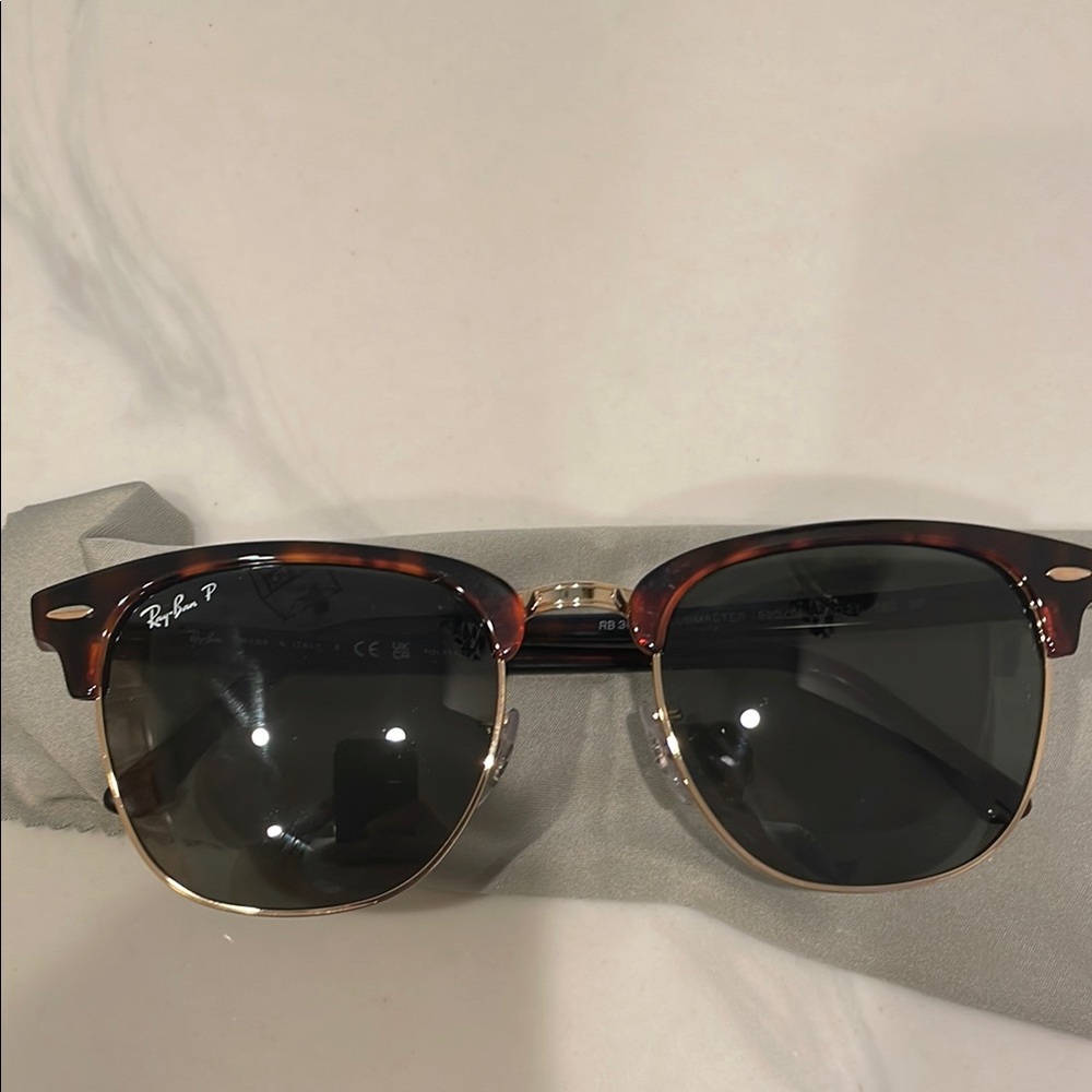 Ray-Ban Clubmaster Polarized Tortoise and Gold Sunglasses